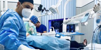 Ozonoterapia in odontoiatria: la rivoluzione naturale che cambia il futuro dei trattamenti dentali